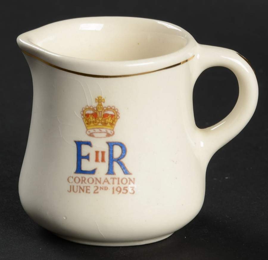 Royal Cauldon Royalty Giftware Queen Elizabeth Ii Coronation Ind Creame - No Box by Royal Cauldon-1