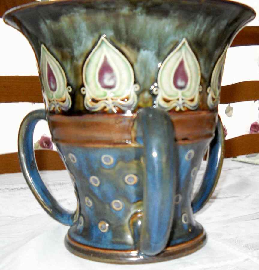 Royal Doulton Giftware Spade Vase W/ Handles - Boxed by Royal Doulton-1