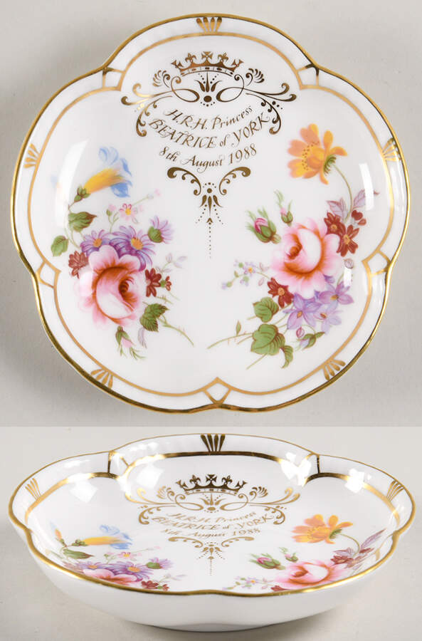 Royalty Commemoratives Princess Beatrice Birth Posie Tray - Boxed by Royal Crown Derby-1