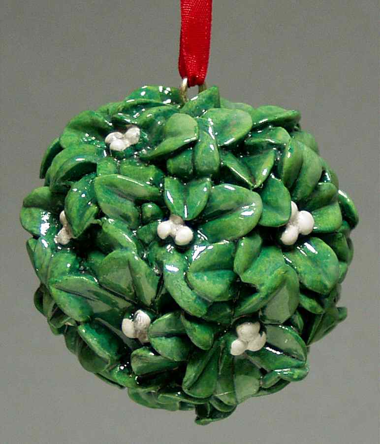 Holiday Traditions Mistletoe - No Box by Roman-1