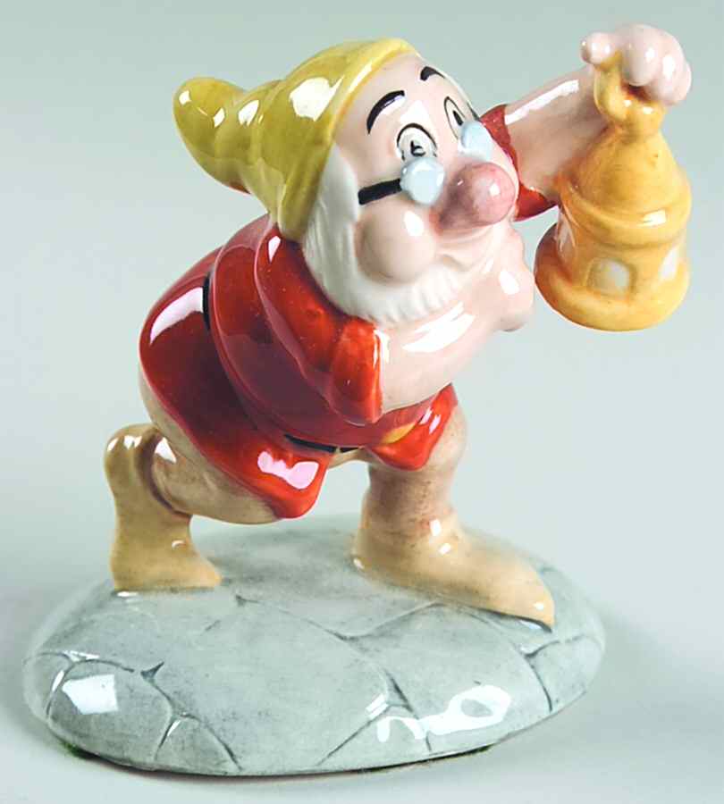Snow White & the Seven Dwarfs Doc With Lantern - Boxed by Royal Doulton-1