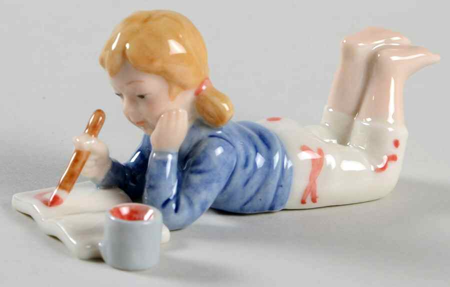 Mini Children Sarah-Little Artist - No Box by Royal Copenhagen-1