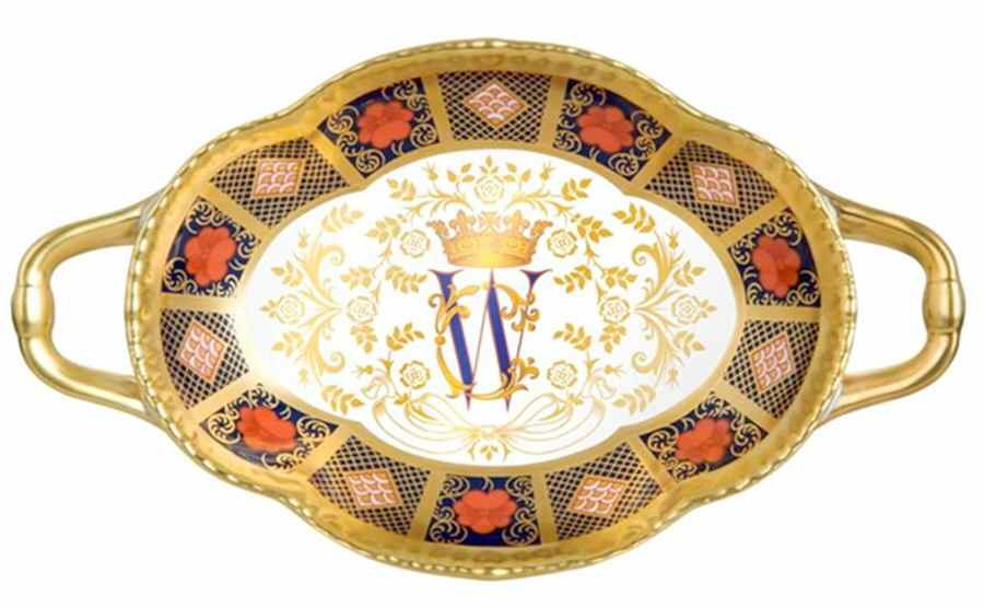 Royal Wedding-Prince William & Catherine Old Imari Sgb Melbourne Tray - No Box by Royal Crown Derby-1