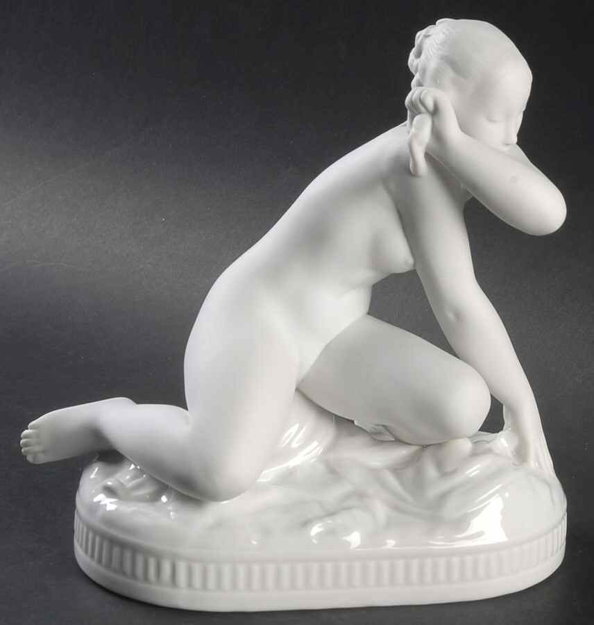 Royal Whites Collection Susanne, Bisquit - Boxed by Royal Copenhagen-1