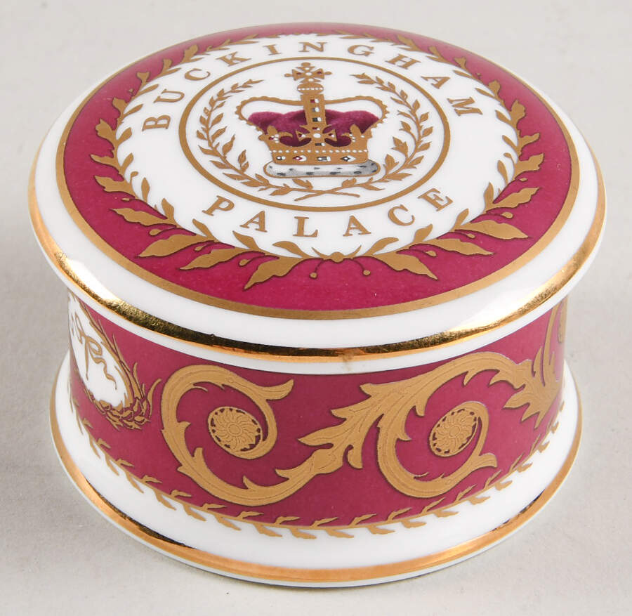 Buckingham Palace Annual Boxes 2007 Buckingham Palace - With Box Bx2007 by Royal Collection-England-1