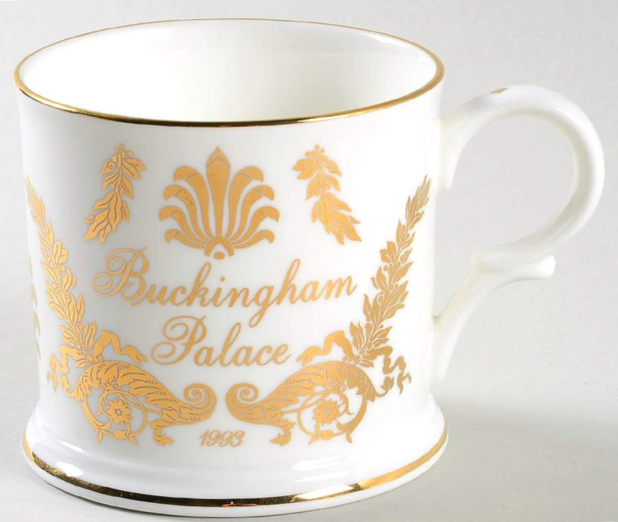 Buckingham Palace Annual Mug 1993 Buckingham Palace - With Box Bx1993 by Royal Collection-England-1