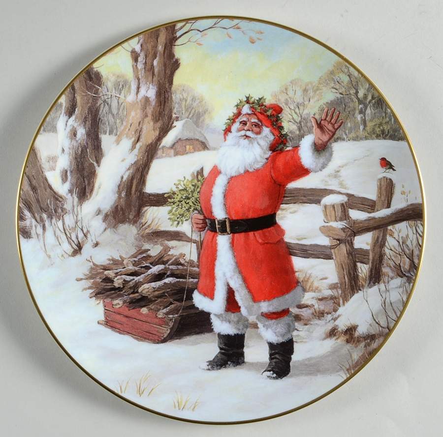 Santa Plates Merry Christmas - With Box by Royal Doulton-1