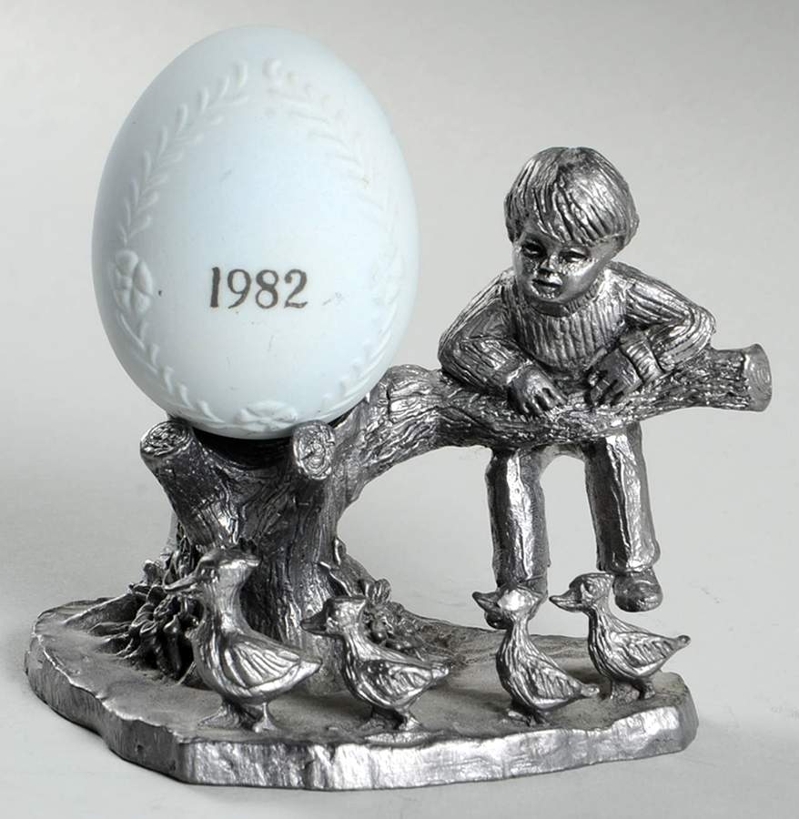 Pewter Egg Collection Egg Bobby - No Box Nb1982 by Ricker Bartlett Casting Studio-1