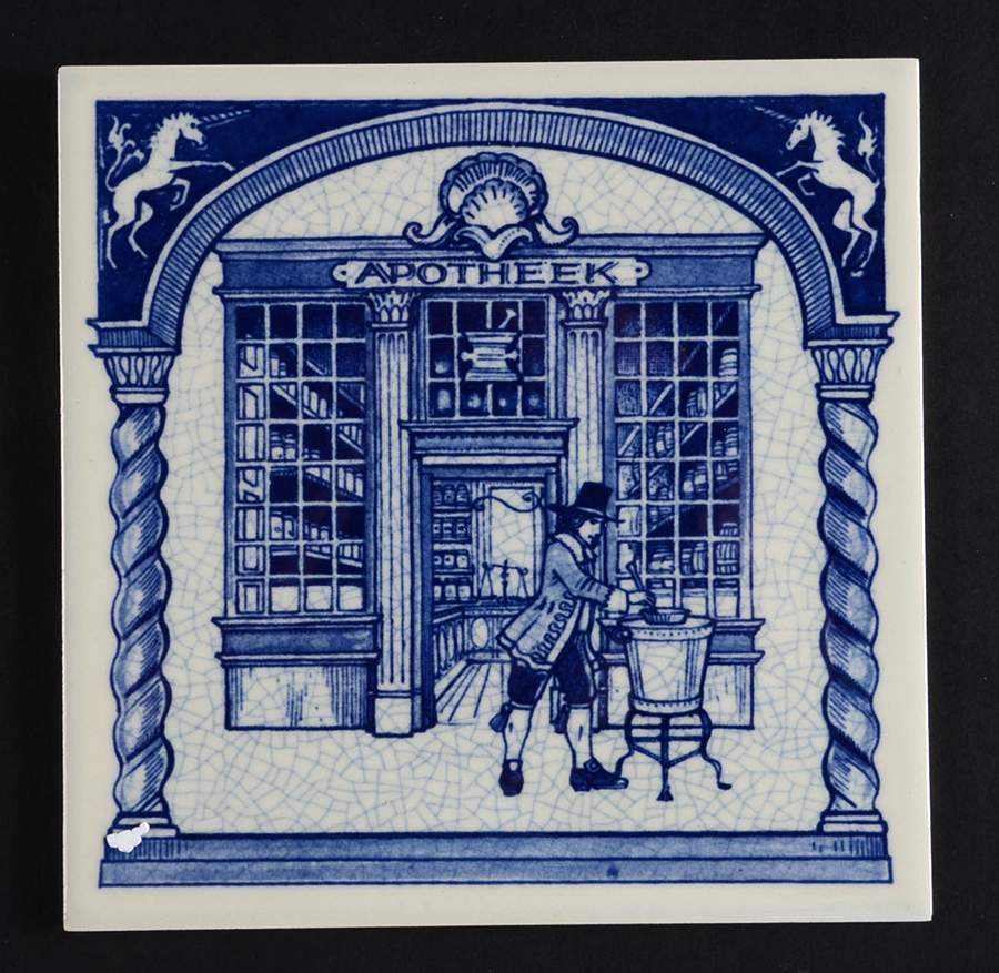 Apothecary Tiles 17th Century-Apotheek - Boxed by Royal Delft-1