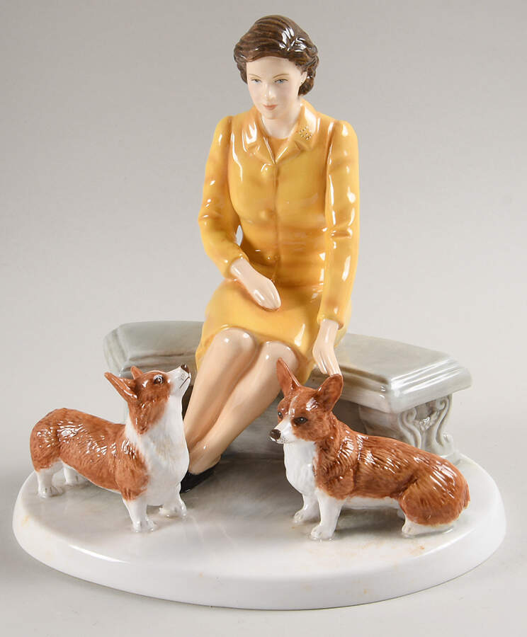 Royalty Her Majesty At Home - No Box by Royal Doulton-1