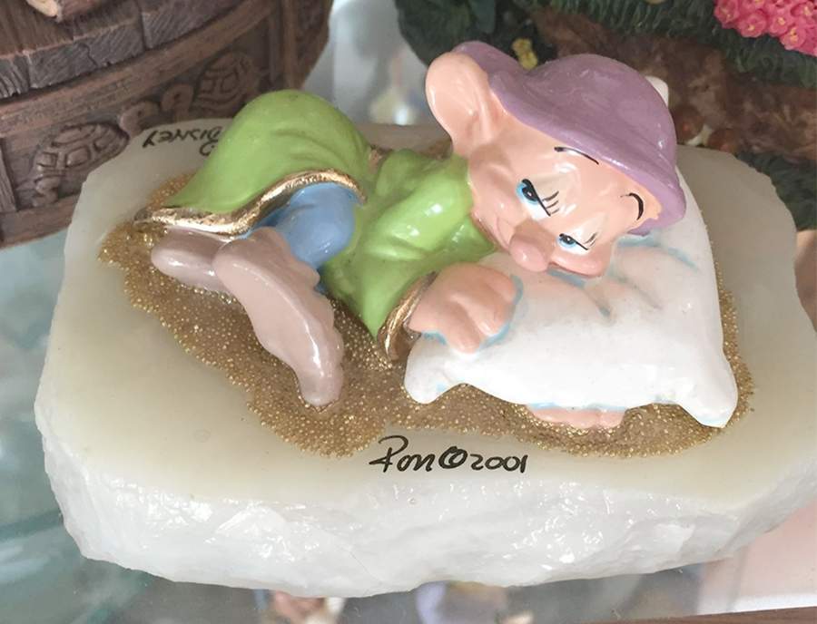 Disney Dopey Resting - No Box by Ron Lee-1