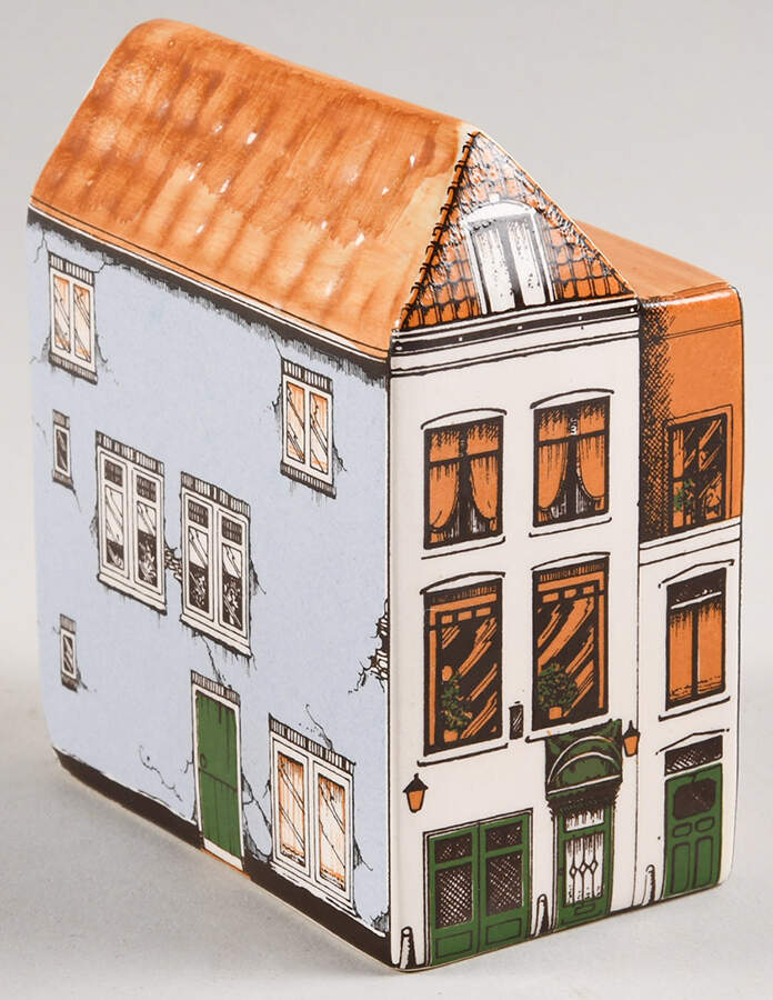 Houses in Amsterdam Signel Nr.5, Nr.7, #11 - No Box by Royal Delft-1