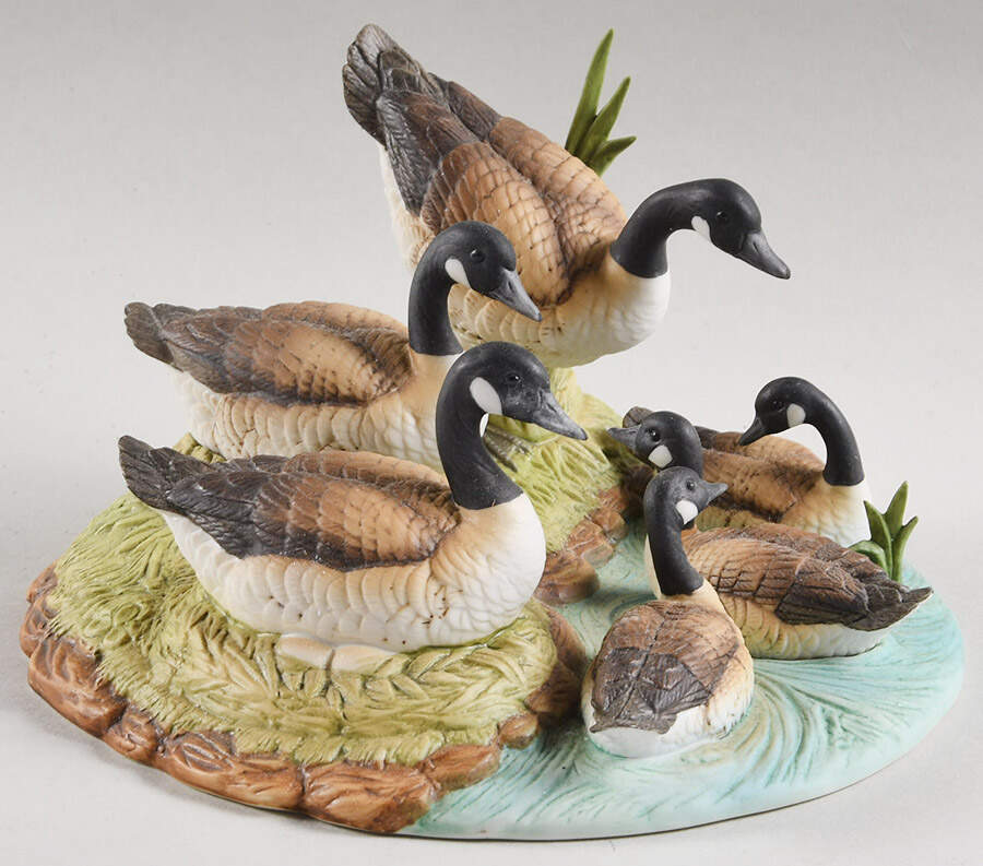 Sadek Bird Figurines 6 Canada Geese Family - Boxed by Sadek-1