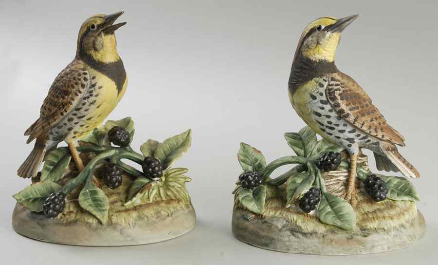 Sadek Bird Figurines Meadowlark With Blackberries-Pair - With Box 108 by Sadek-1