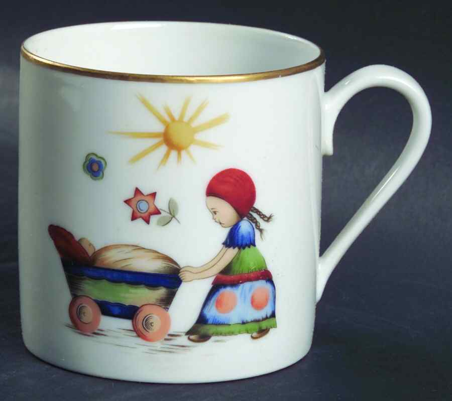 Berta Hummel Annual Cup Afternoon Stroll - Boxed by Schmid-1