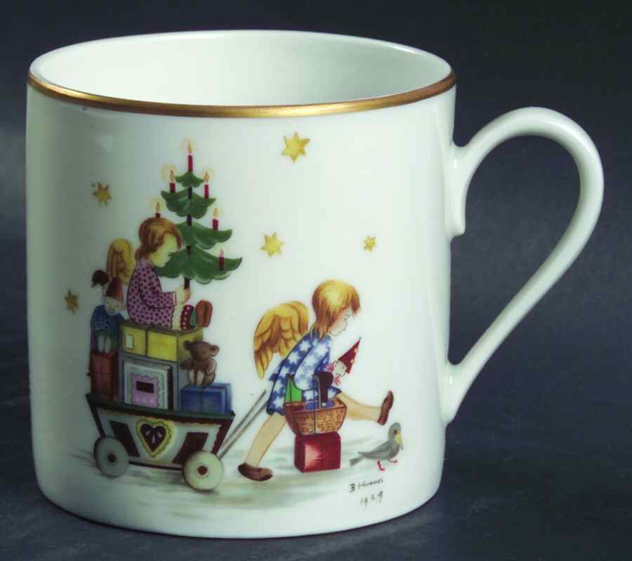 Berta Hummel Annual Cup Parade In Toyland - No Box by Schmid-1