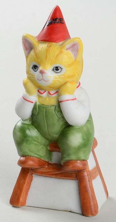 Kitty Cucumber Buster Dunce - Boxed by Schmid-1