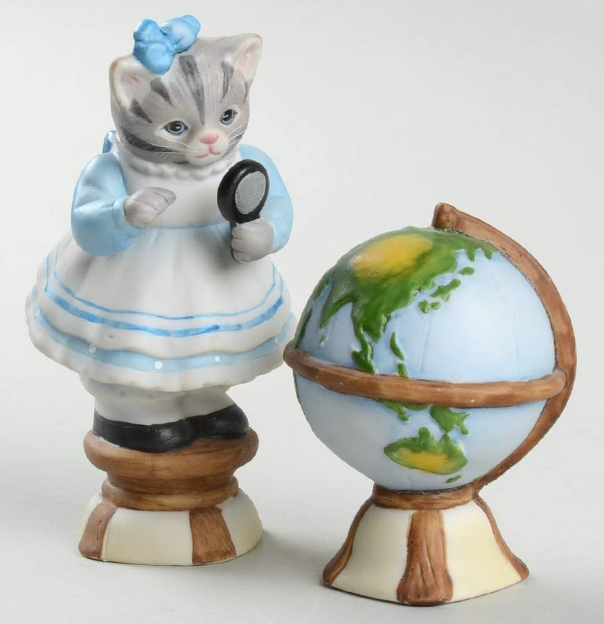 Kitty Cucumber A World Of Wonder-Kitty And Globe - No Box by Schmid-1