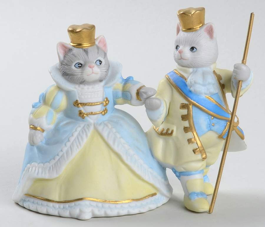 Kitty Cucumber King And Queen Of The Ball - Boxed by Schmid-1