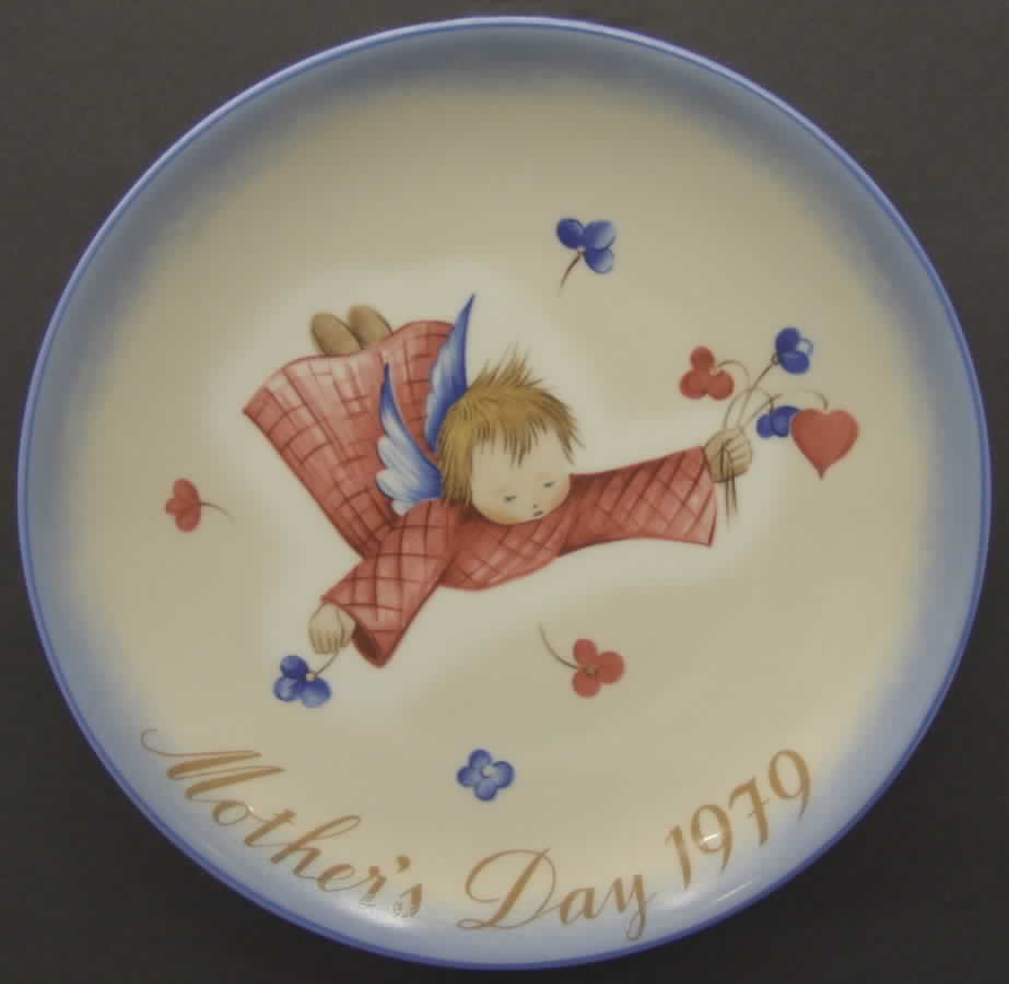 Hummel Mothers Day Plate Cherub's Gift - No Box by Schmid-1