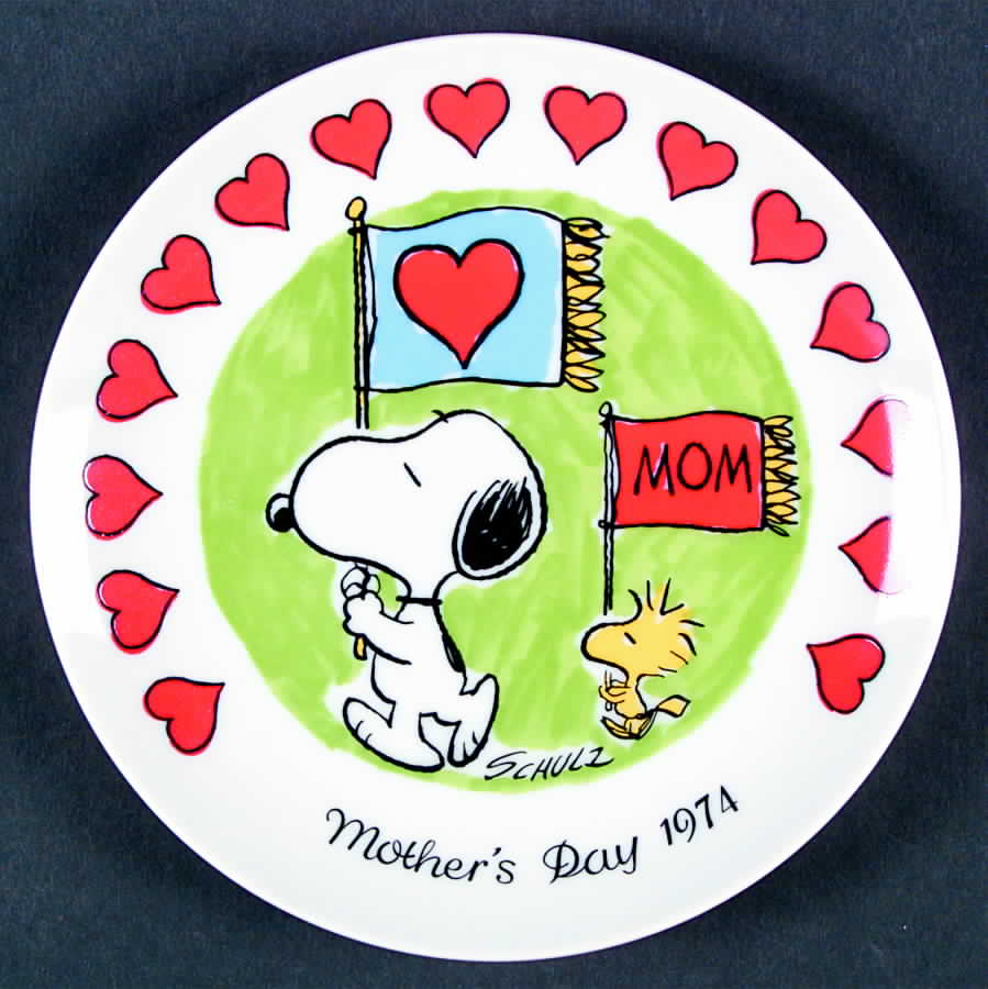 Mother's Day-Peanuts Snoopy & Woodstock On Parade - No Box by Schmid-1