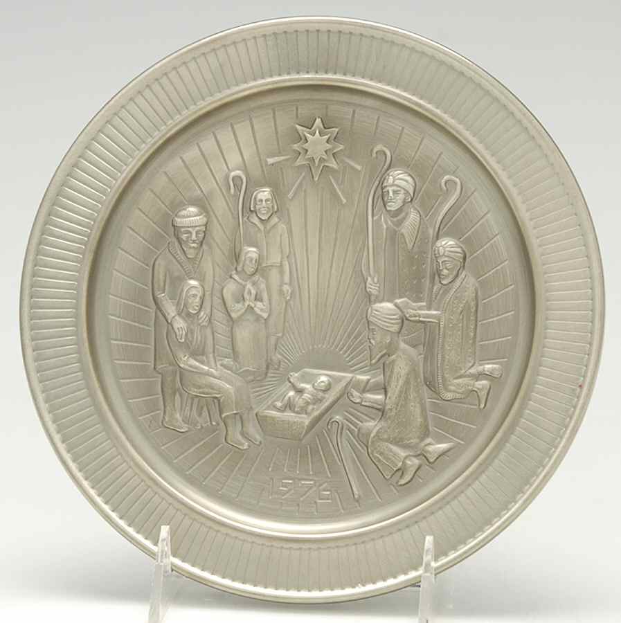 Christmas Plate Christ Is Born - Boxed by Selandia-1