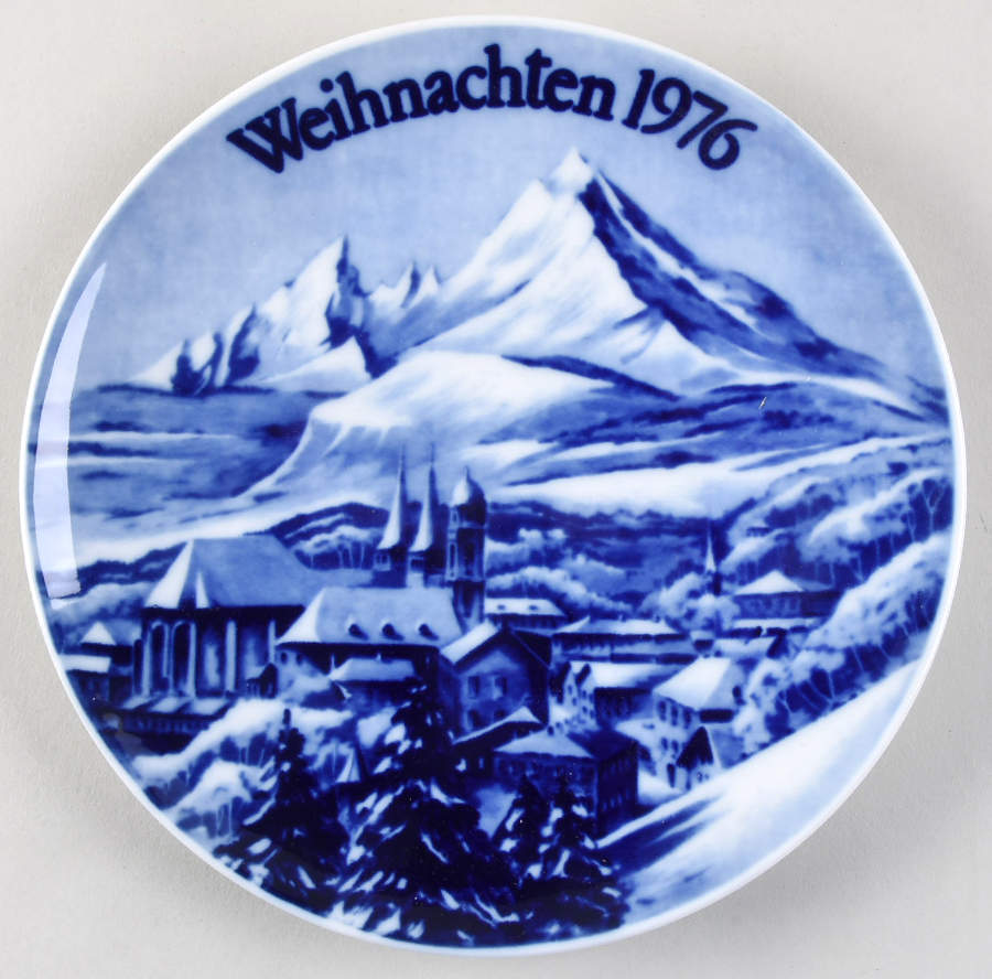 Schumann Christmas Plate Mountain Scene - Boxed by Schumann - Bavaria-1