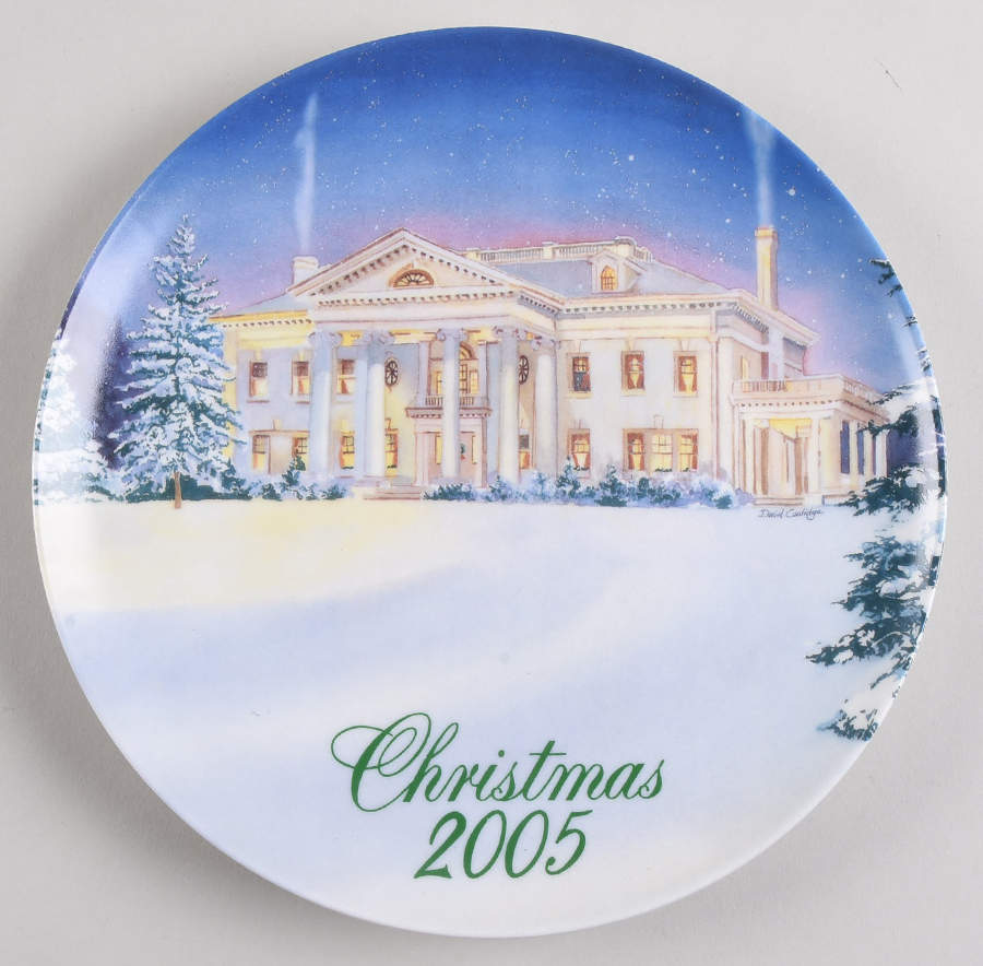 Smuckers Christmas Plates 2005-Christmas Plate-Hawthorn Hill - No Box by Smuckers-1