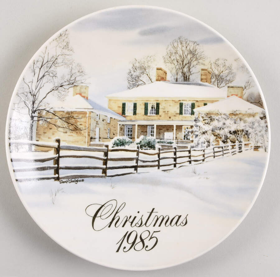 Smuckers Christmas Plates 1985-Christmas Plate - No Box by Smuckers-1
