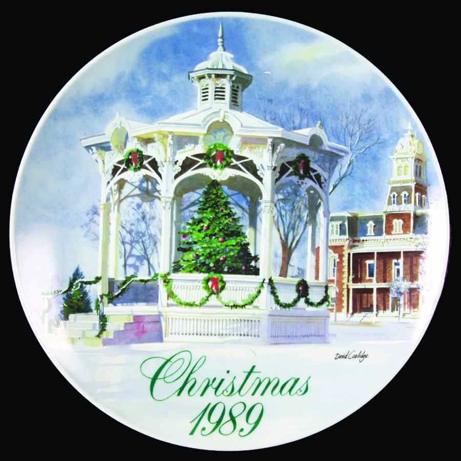 Smuckers Christmas Plates 1989-Christmas Plate - No Box by Smuckers-1