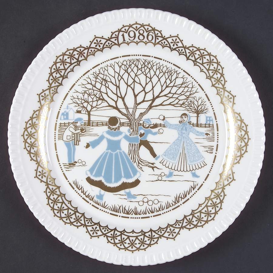 Christmas Pastimes Snowballing - No Box by Spode-1