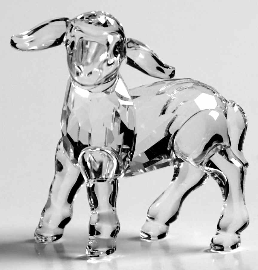 The Peaceful Countryside Lamb-Little-Standing - Boxed by Swarovski-1