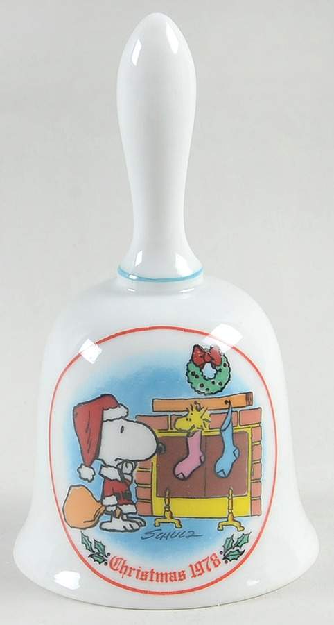Peanuts Christmas Bell Filling The Stocking - No Box by Schmid-1