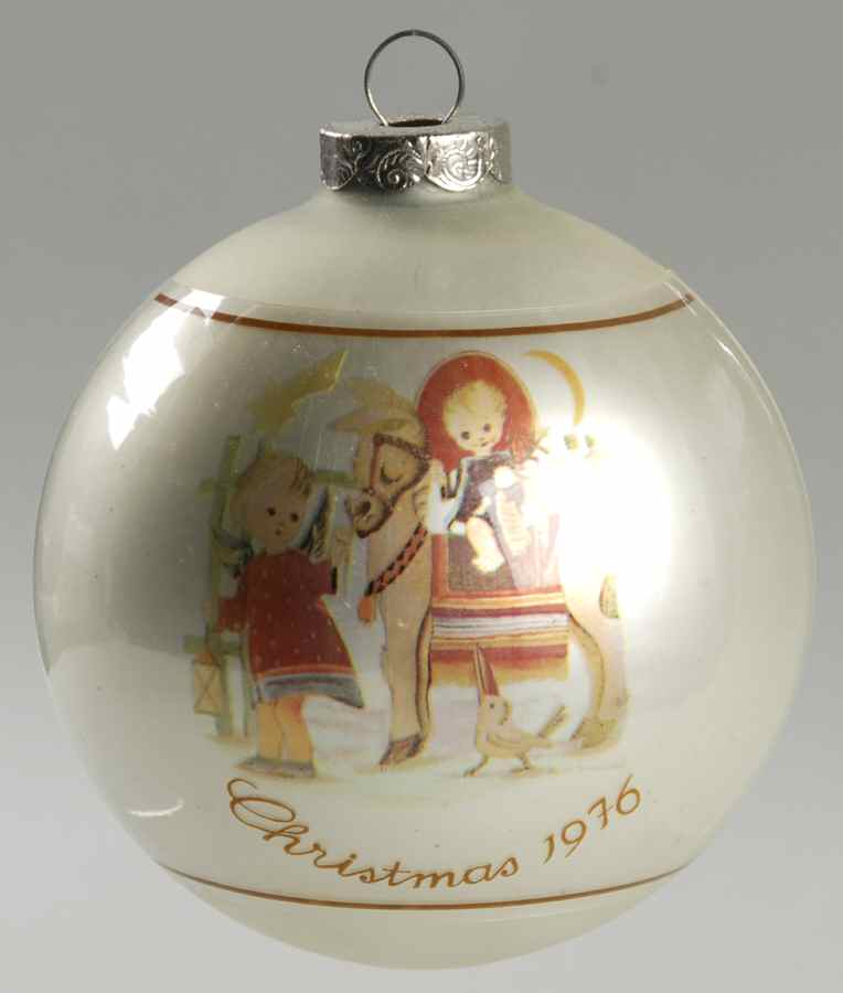 Hummel Ball Ornament Sacred Journey - No Box by Schmid-1