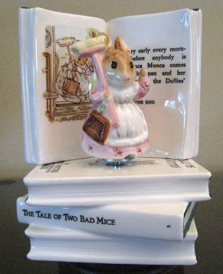 Beatrix Potter-Music Box Hunca Munca-Mouse On Books - No Box by Schmid-1