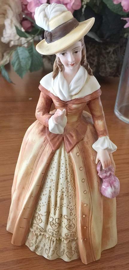 Sadek Figurines Victorian Lady - No Box by Sadek-1