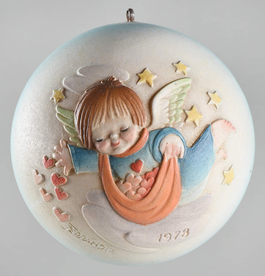 Ferrandiz Annual Christmas Ornaments Angel With Hearts - Boxed by Schmid-1