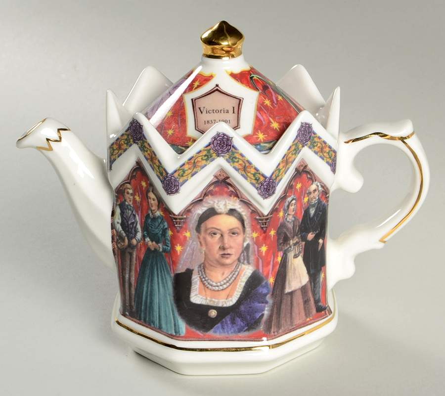 Kings & Queens Victoria I - No Box by Sadler-1