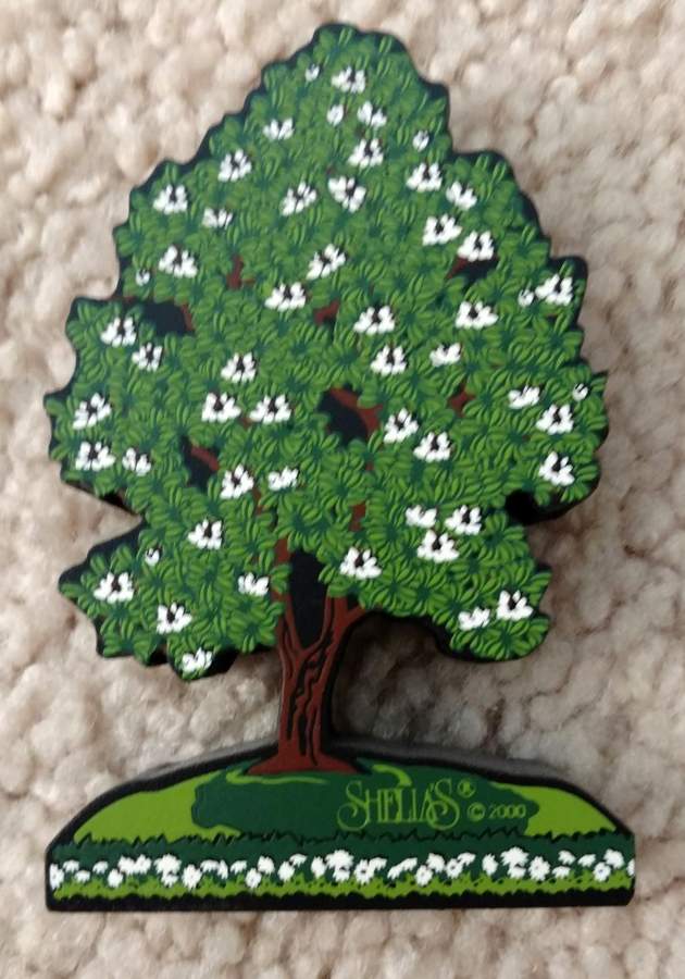 Shelia's Accessories Magnolia Tree - Boxed by Shelias Collectibles-1