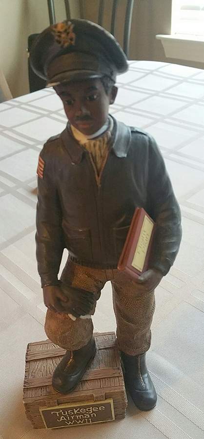 Black Heritage Tuskegee Airman Ww Ii - Boxed by Sarah's Attic-1
