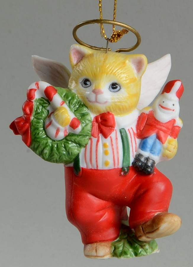 Kitty Cucumber J P Buster With Wreath - No Box by Schmid-1