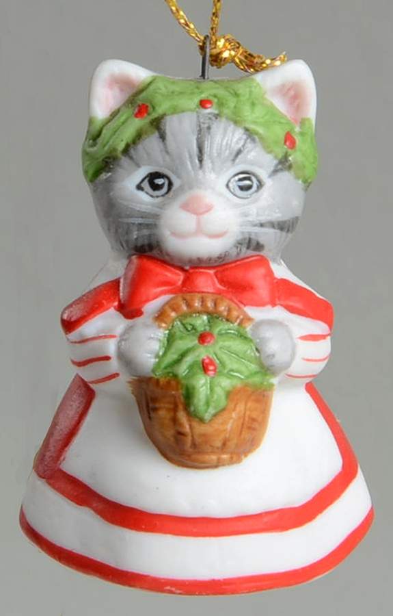 Kitty Cucumber Kitty With Wreath - Miniature - No Box by Schmid-1