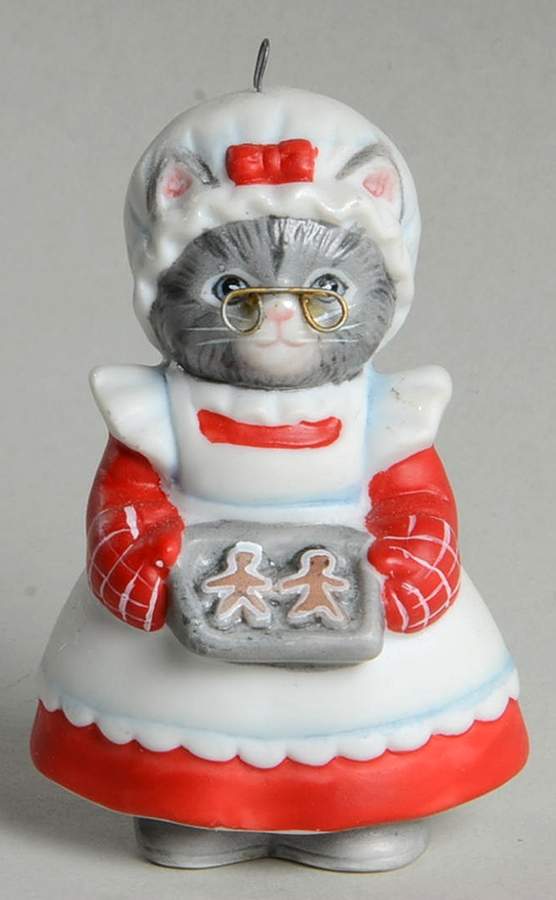 Kitty Cucumber Baking Gingerbread Cookies - With Box by Schmid-1
