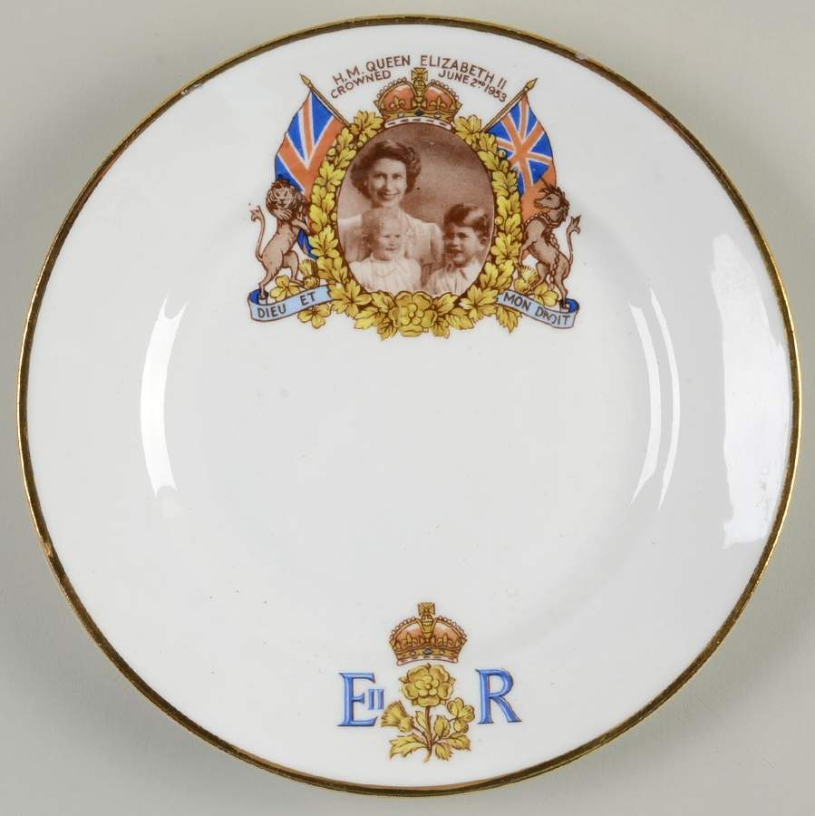 Royalty Commemoratives Elizabeth Ii Coronation Plate - No Box by Salisbury-1