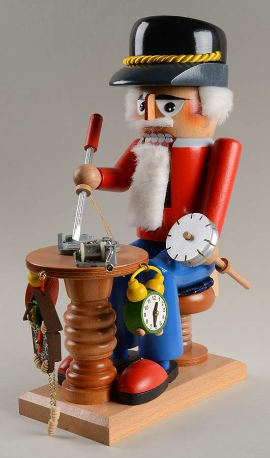 Steinbach Nutcrackers Clockmaker - Boxed by 3-1