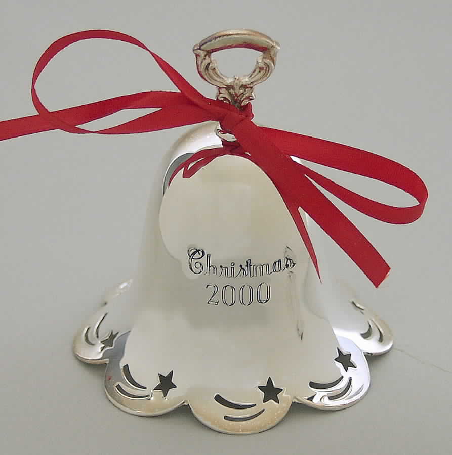 Christmas Bell-Annual 2000 Shooting Star Pierced Bell - Boxed by Towle Silver-1