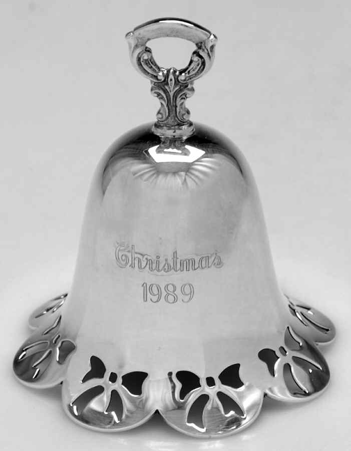 Christmas Bell-Annual 1989 Christmas Bow Pierced Bell - No Box by Towle Silver-1