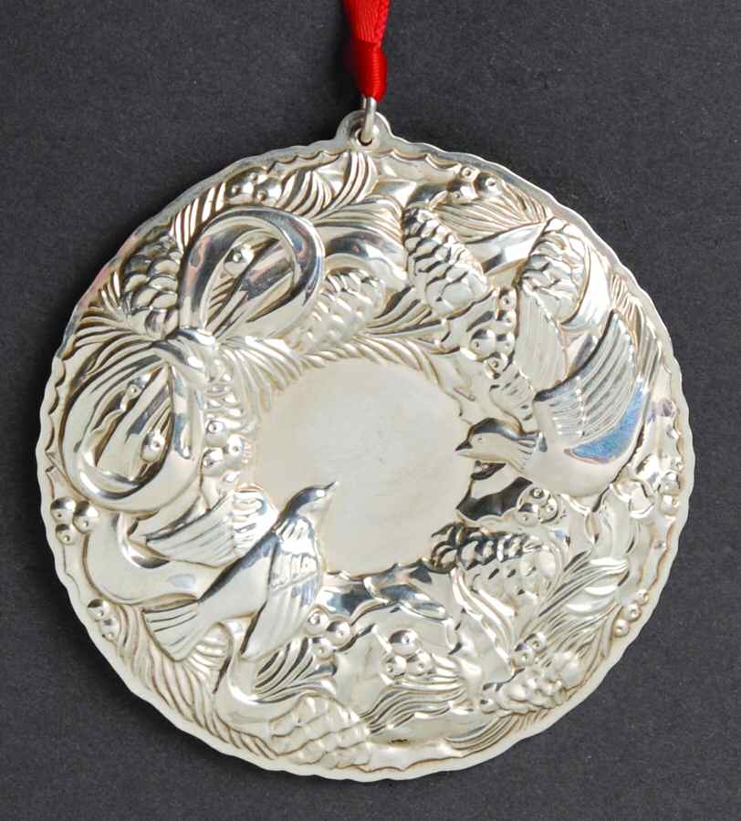 Twelve Days of Christmas Wreaths 2 Turtledoves - No Box by Towle Silver-1