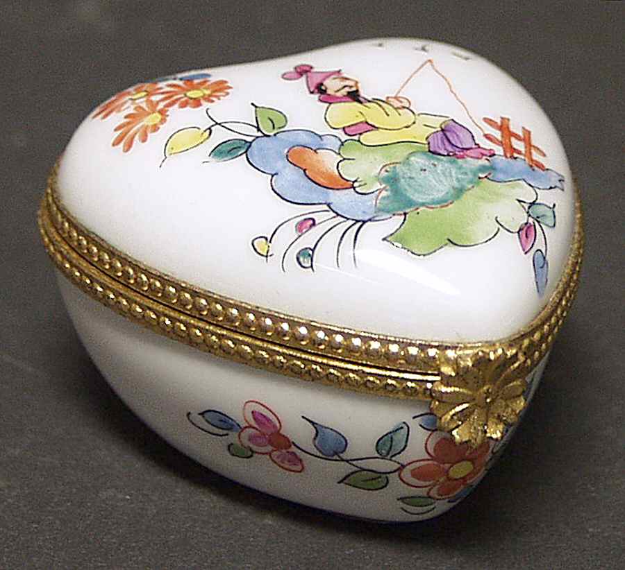Tiffany & Co China Giftware Heart Limoges Box - No Box by Tiffany-1