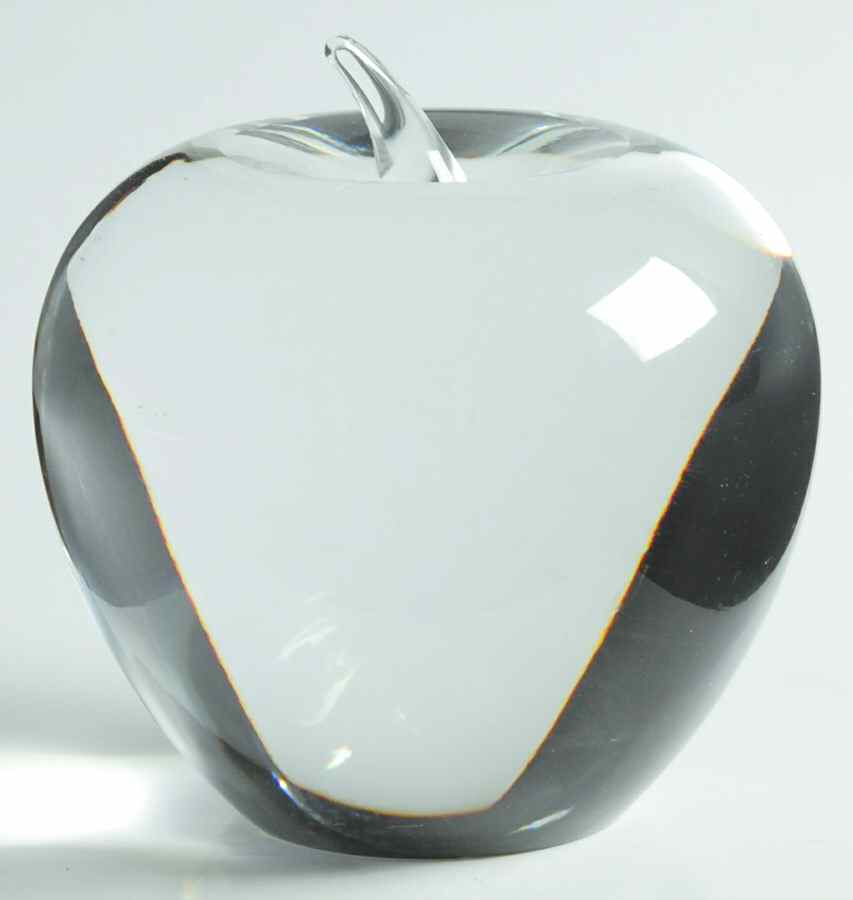 Tiffany & Co Crystal Giftware Apple Paperweight-Solid - No Box by Tiffany-1